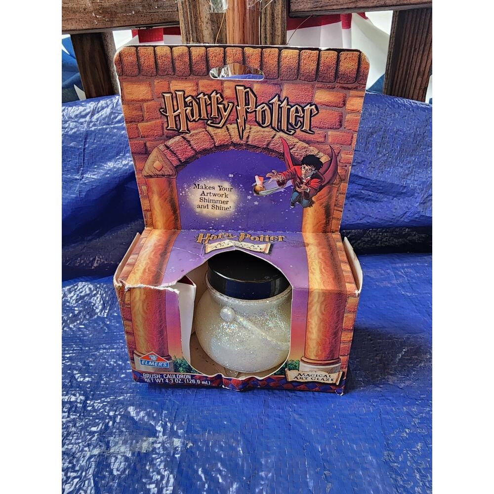 Harry Potter Magical Art Glaze By Elmer's Glitter Glue New Old Stock 2001 Art *